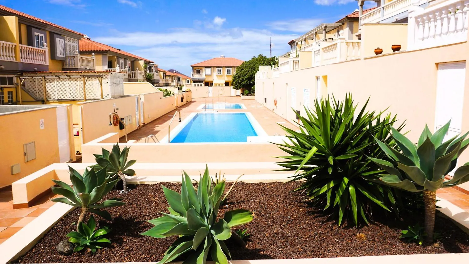 Casa La Sonrisa Shared House 호텔 엘메다노