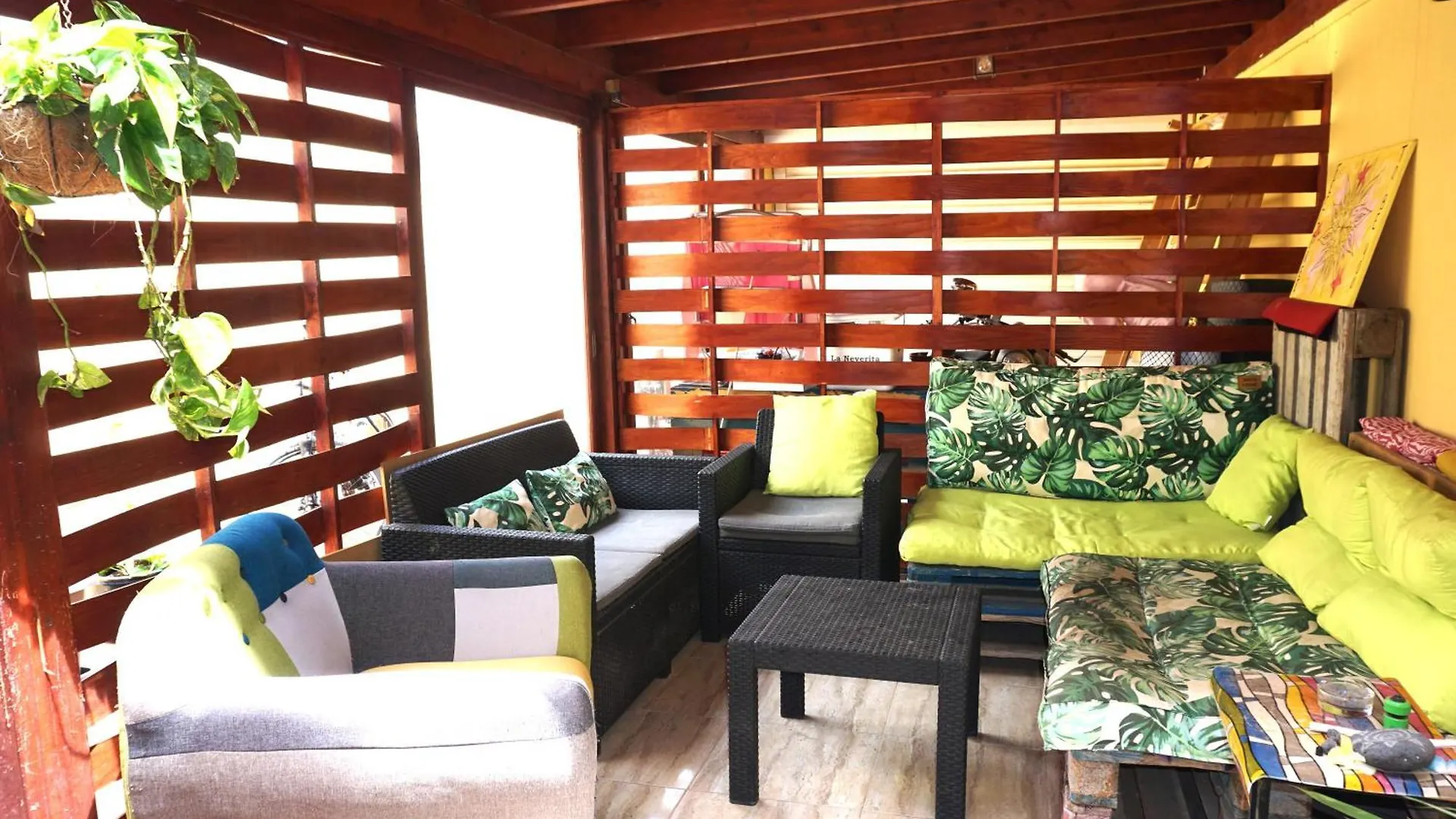 게스트하우스 Casa La Sonrisa Shared House 호텔 엘메다노
